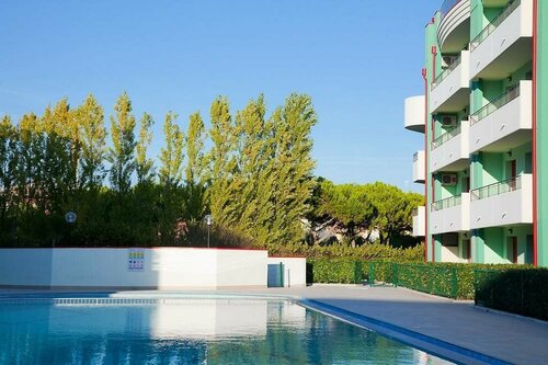 Condo-Hotel Roberta, Забронировать Отель Каорле Линьяно-Ривьера, рядом с Дискотека Don Pablo