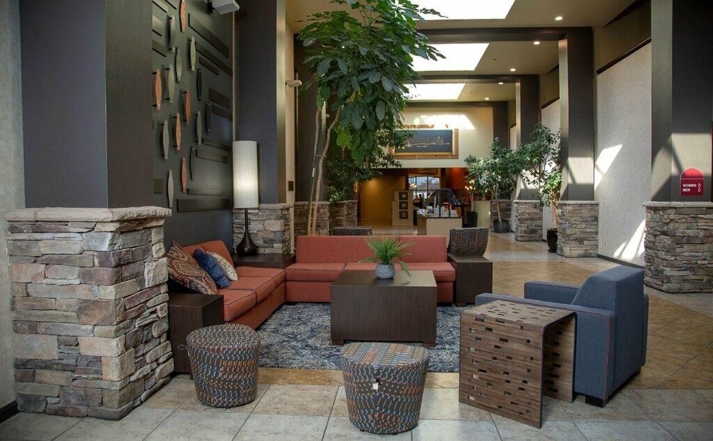 Hells Canyon Grand Hotel