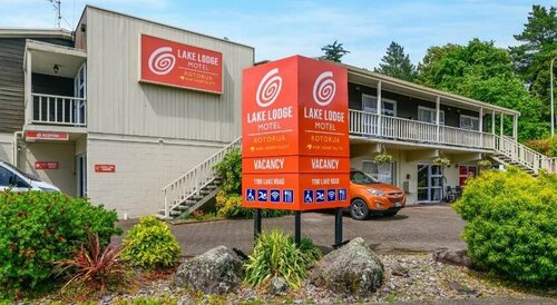 Ledwich Lodge Motel, Забронировать Мотель Отели Роторуа 3 звезды, 3*
