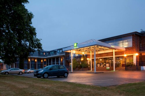 Holiday Inn Luton - South M1 Jct. 9, an Ihg Hotel