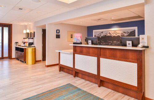 Hampton Inn Seattle-Airport, Rezervovat Hotel SeaTac Washington (state)