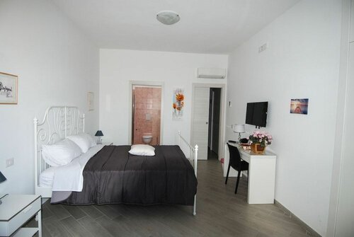 Casa Costantino, Забронировать Отель Отели Неаполя с завтраком, рядом с Дуомо, Завтраки