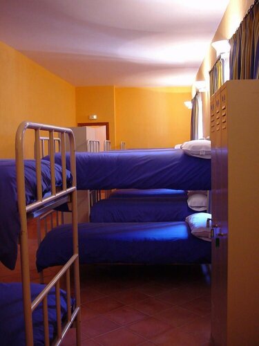 Albergue de Sos del Rey Católico, Забронировать Отель Отели Сос-дель-Рей-Католико с парковкой, Парковка