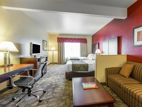 Comfort Suites Palm Desert I-10, Забронировать Отель Палм-Дезерт Coachella Valley