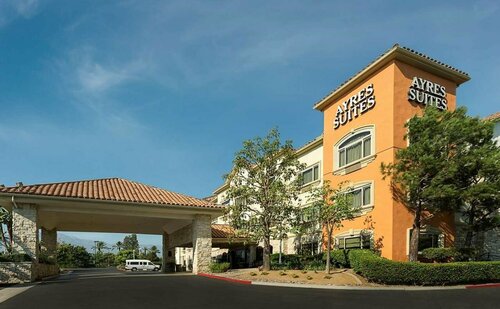 Ayres Suites Ontario at the Mills Mall - Rancho Cucamonga, Забронировать Отель Отели Ранчо-Кукамонга с парковкой, Парковка