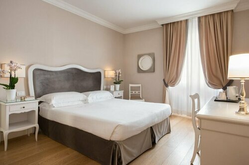 Hotel Rapallo, Забронировать Отель Отели в центре Флоренции, в центре, Парковка