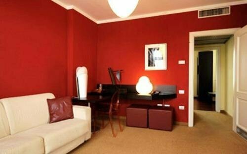Nine Hotel, Забронировать Отель Отели Монца 3 звезды, 3*