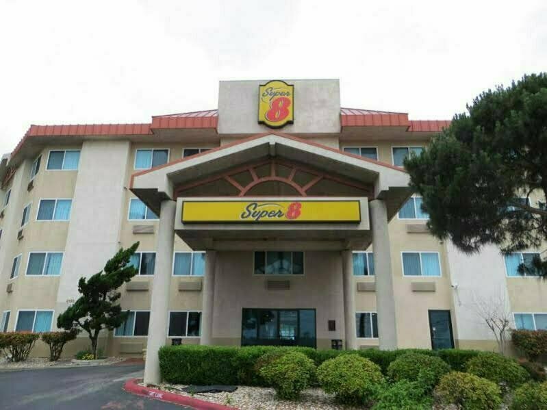 Super 8 Austin North University Area