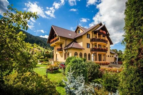 Pension Dor de Munte, Đặt Khách sạn Khách sạn 4 sao ở Suceava, 4*