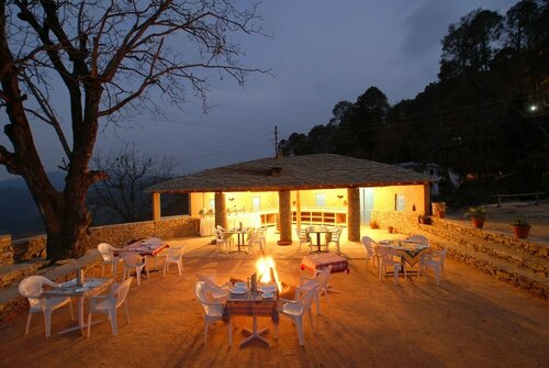 Chevron Eco Lodge, Забронировать Отель Раникхет штат Уттаракханд