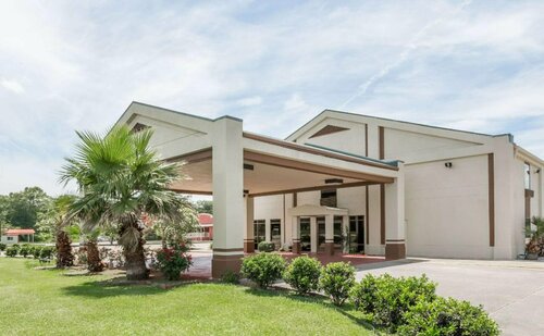 Days Inn by Wyndham Rayne/Crowley, Book Hotel Hoteller i Missouri med pool, Swimmingpool
