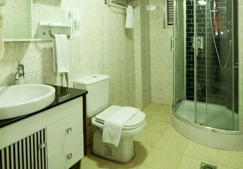 Century Park Residence, Забронировать Отель Отели Дакки с завтраком, Завтраки