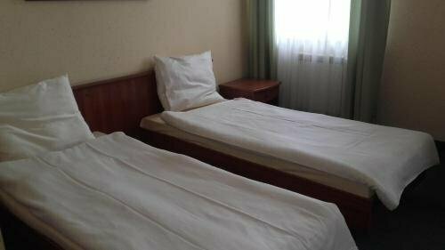 Alabastro, Rezervați Hotel Hoteluri în Lodz cu parcare, Parcare