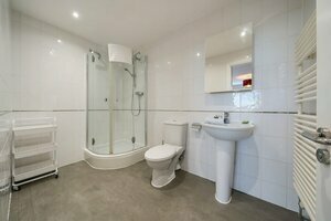 Roomspace Serviced Apartments - Cascades Court