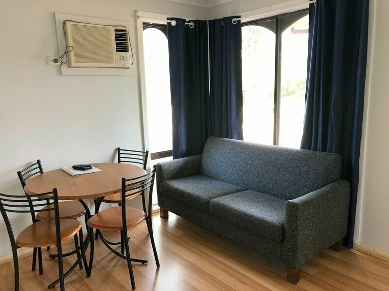 Victor Harbor Holiday & Cabin Park