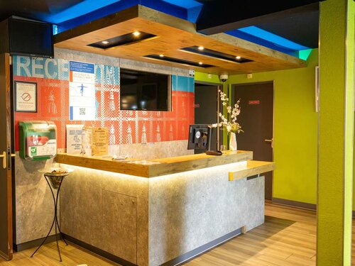ibis budget Rouen Nord Isneauville, Забронировать Отель Отели Верхней Нормандия с парковкой, Парковка