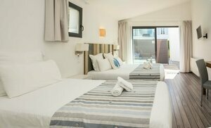 Le Square Hotel St Pierre dOleron