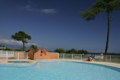 Résidence Cala Bianca, Забронировать Отель Отели Upper Corsica 3 звезды, 3*