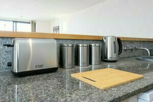 DUPLEX 2 Bed Apt With Parking & Balcony
