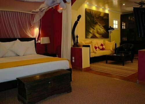 Villa Castel, Prenota Villa Ville a Dakar, Villa