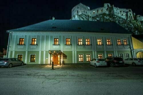 Kúria Beckov - Penzión, Réserver Hôtel Beckov Trenčiansky kraj