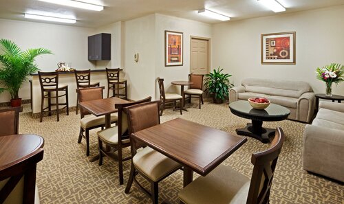 Holiday Inn Hotel & Suites Beaufort at Highway 21 by IHG, Забронировать Отель Бофорт Lowcountry