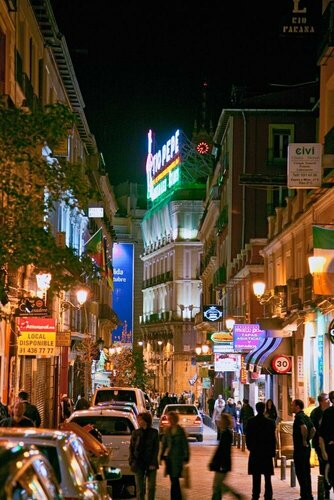 Hostal Rincón de Sol - Centro Madrid - Self Checkin, Забронировать Хостел центр города Мадрид, рядом с Монастырь Ла-Латина