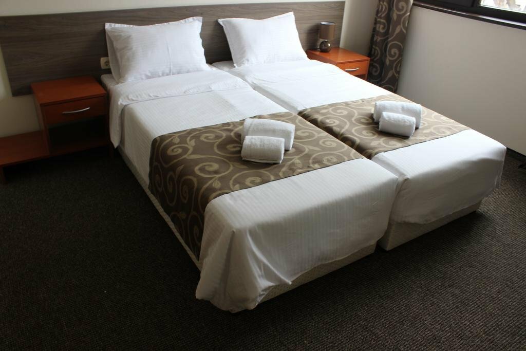 Guest Rooms LIFE