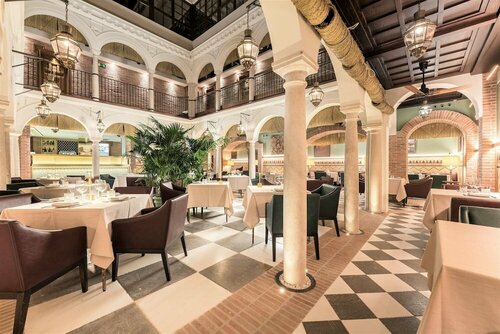 Palacio Solecio, a Small Luxury Hotel of the World, Забронировать Отель Отели Малаги с парковкой, рядом с Торговый центр Muelle Uno, Парковка