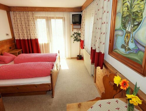 Hotel Iris, Забронировать Отель Отели Тироля с парковкой, Парковка