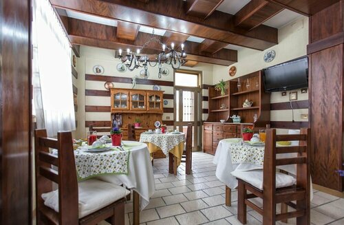 Il Sole Guesthouse, Забронировать Отель Отели Порто-Торрес с завтраком, Завтраки