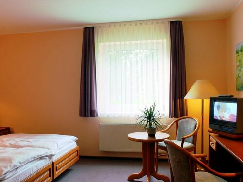Kärntner Stubn, Rezervovat Hotel Königslutter am Elm 
