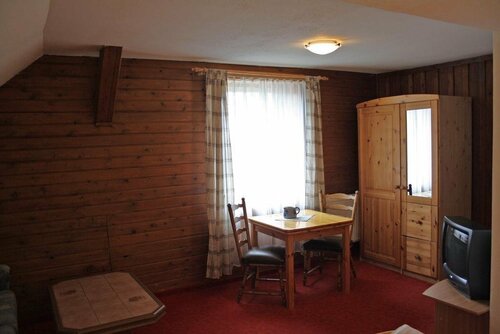Hotel Bräustüberl, Забронировать Отель Отели Баварии с парковкой, Парковка