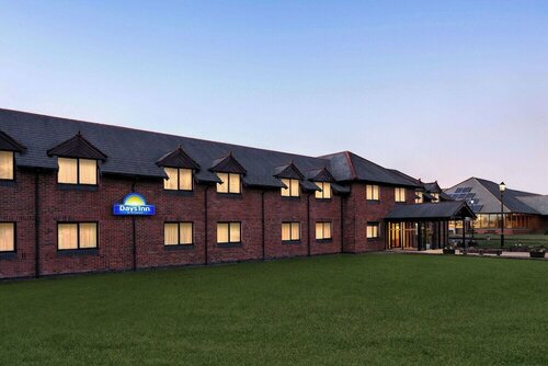 Days Inn by Wyndham Chesterfield Tibshelf, Забронировать Отель Отели Честерфилда с парковкой, Парковка