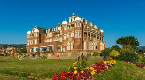 The Victoria Hotel, 예약 리조트 시드머스 