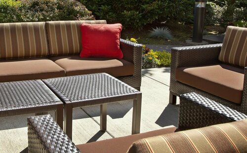 Courtyard by Marriott Boston Natick, Book Hotel Hoteller i New England med parkering, Parkering