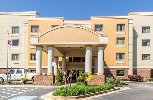 Comfort Suites Forsyth, Rezerwuj Hotel Hotele w Forsyth z basenem, Basen