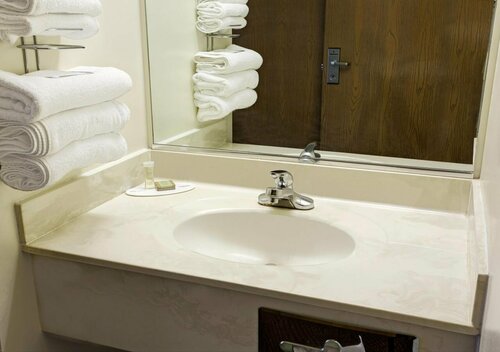 Super 8 by Wyndham Heath/Newark, Reserva ahora Hotel Hoteles en Newark con aparcamiento, Aparcamiento