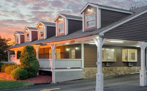 Holiday Inn Express Hotel & Suites Christiansburg, an IHG Hotel, Prenota Hotel Christiansburg 