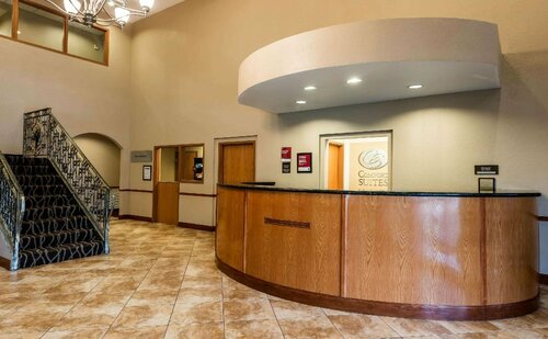 Comfort Suites Tampa Airport North, Забронировать Отель Таун-н-Кантри США