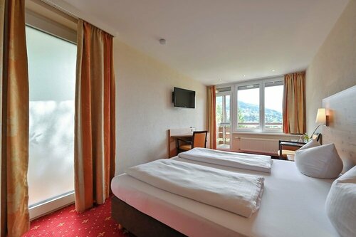 Rothenfels Panorama Hotel, Забронировать Отель Имменштадт-им-Алльгой Gruenten und Mittag Ski Center, рядом с Канатная дорога Миттагбан