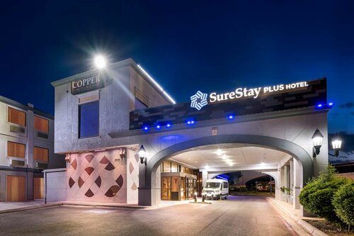 SureStay Plus Hotel by Best Western Lubbock Medical Center, Reserva ahora Hotel Hoteles en Lubbock con aparcamiento, Aparcamiento