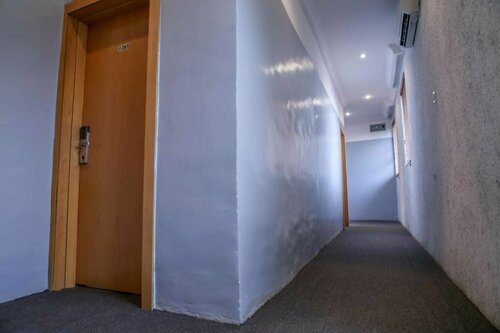 The Snug, Rezerwuj Hotel Ikeja Lagos