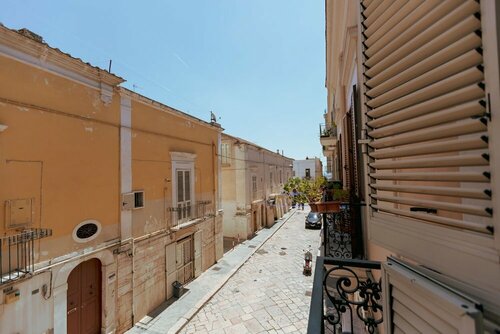 Casa D'Angiò, Book Bed and Breakfast Hoteller i Gargano med parkering, Parkering