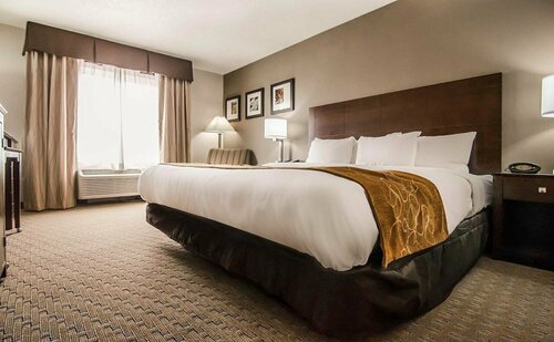 Quality Suites St. Joseph, Book Hotel Hoteller i Missouri med pool, Swimmingpool