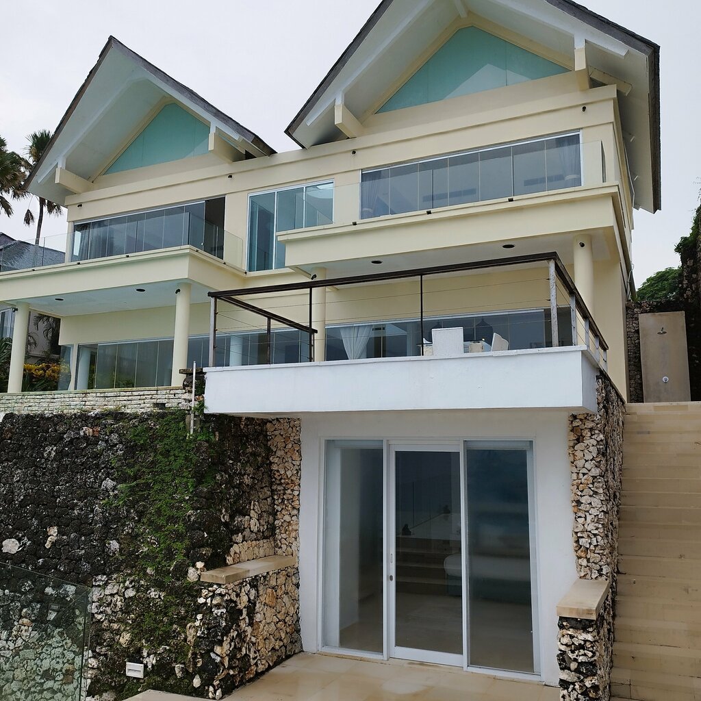 Escape to Paradise, Deluxe Fractional 2BR Garden Pool Villa Private Beach Near Uluwatu