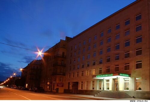 Гостиница Смольнинская, Забронировать Отель Центральный район Санкт-Петербург, рядом с Смольный собор