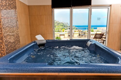 WGrand Hotel, Book Hotel Petrovac 