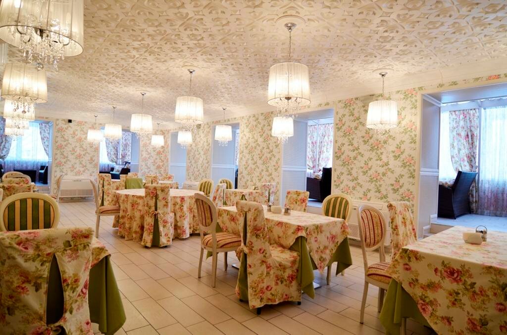 Matreshka Hotel