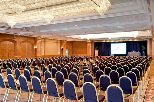Hilton Paris Charles De Gaulle Airport, Забронировать Отель Руасси-ан-Франс Val d'Oise